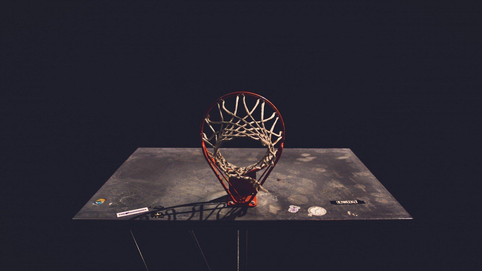 弗神苦战四十四分钟难挽败局 连败阴影下核心缺阵之痛凸显